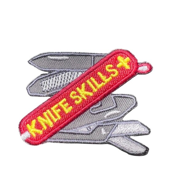 NEW Girl Scout Safety Scouts Knife Skills Activity Fun 2" Embroidery Patch Badge - Picture 1 of 2